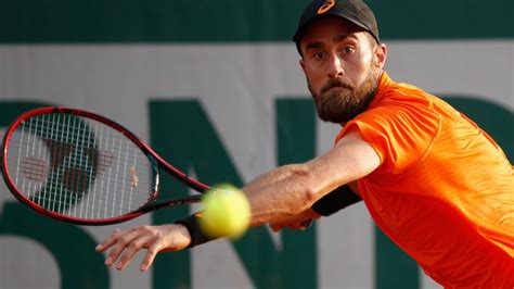 French Open: Steve Johnson reaches third round weeks after father's ...