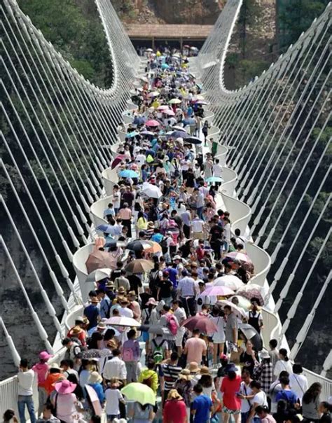 Zhangjiajie National Forest Park Glass Bridge - e-architect