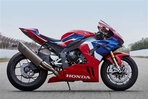 Honda CBR1000RR-R Fireblade SP Priced at €27,000 in Europe - Asphalt ...