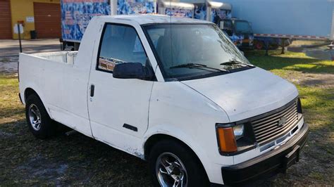 Custom Hauler: 1992 Chevrolet Astro Pickup