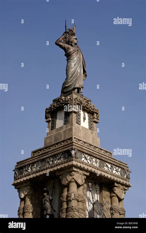 Cuauhtemoc monument statue on paseo hi-res stock photography and images ...