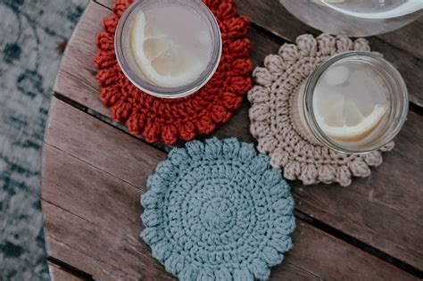 Super Simple Crochet Coaster for Beginners | Free Pattern - sigoni macaroni