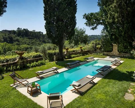 8 Villas in Tuscany with a Pool - Petite Suitcase