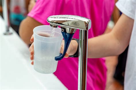 Thousands unable to drink tap water in Melbourne due to contamination ...