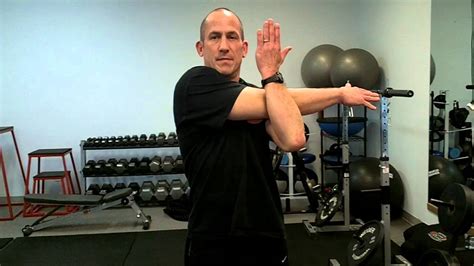 Horizontal Shoulder Adduction Stretch - YouTube