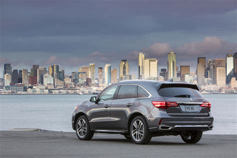 More MPG And More: The 2017 Acura MDX Sport Hybrid AWD Advance