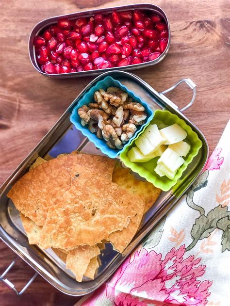 Kids Lunch Box Recipes: Methi Khakhra, Pomegranate, Walnuts & Cheese ...