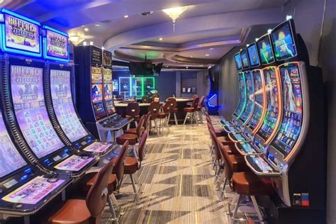 Royal Caribbean Swapping Jazz Clubs for Smoke-Free Casinos