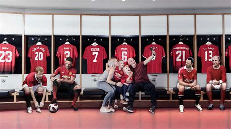 Manchester United to welcome visitors back to its Museum and Tour ...