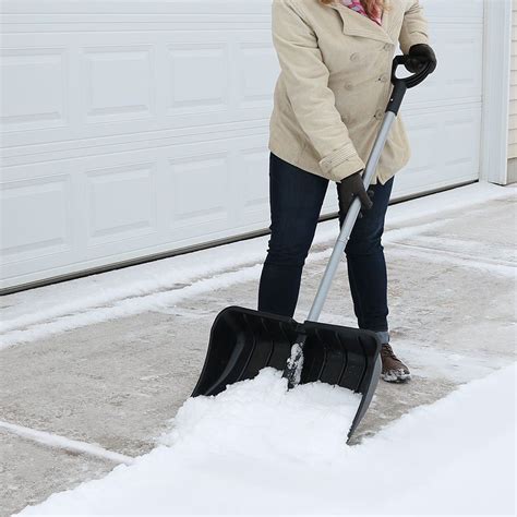 CASL Brands Snow Shovel with DGrip and Metal Wear Strip 22 Inch ...