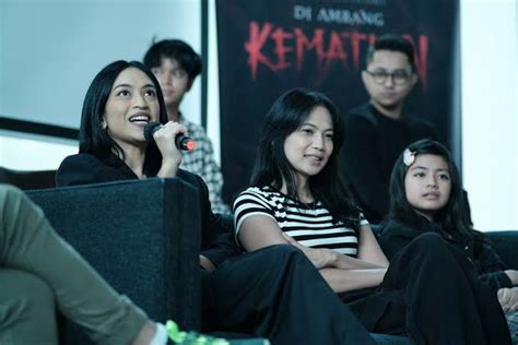 “Di Ambang Kematian”, Film Horor yang Diangkat dari Kisah Viral di ...