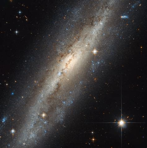 Hubble Sees Spiral in Andromeda | NASA