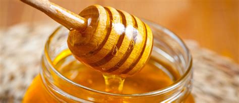 Can Honey Treat a Sore Throat? | UPMC HealthBeat