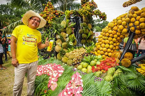 Kidapawan prepares 10 tons of fruits for Timpupo Festival eat-all-you-can