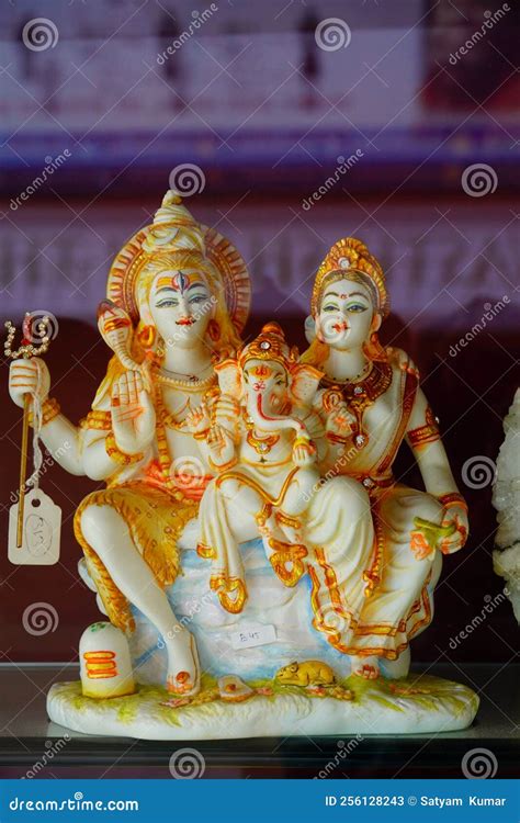 Mahadev Parvati and Ganesh Shiv Family Images Editorial Stock Photo ...