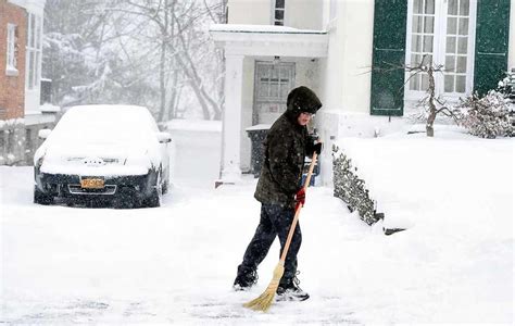 Syracuse breaks snowfall record - and it wasn't even the snowiest spot ...