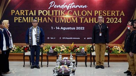 Punya Pengurus di Seluruh Indonesia, Partai Garuda Daftarkan Diri ke ...