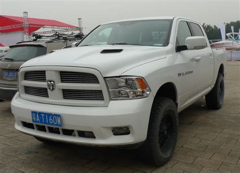 Dodge Ram 1500 pickup truck is matte white in China