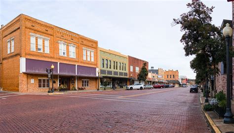 Hotels near Nacogdoches County Exposition & Civic Center - KAYAK