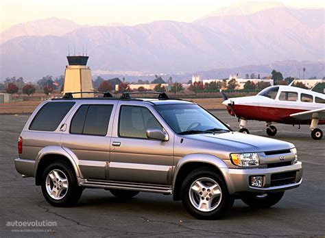 INFINITI QX4 - 2001, 2002, 2003 - autoevolution