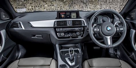 BMW M140i (2015-2019) Interior & Infotainment | carwow