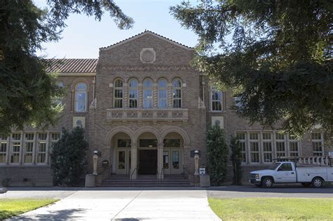 Turlock High School Auditorium and Gymnasium in Turlock, California ...