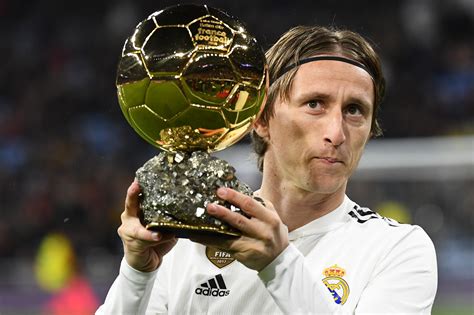 Mediaset: Milan's contract offer revealed as Real Madrid set Modric ...