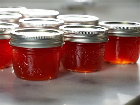 12 Simple Canning Recipes For Beginners