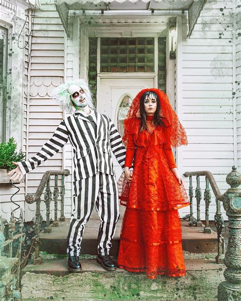 Beetlejuice & Lydia Deetz costume | Unique halloween costumes, Unique ...