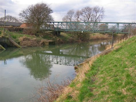 Louth Canal © Stephen Horncastle :: Geograph Britain and Ireland