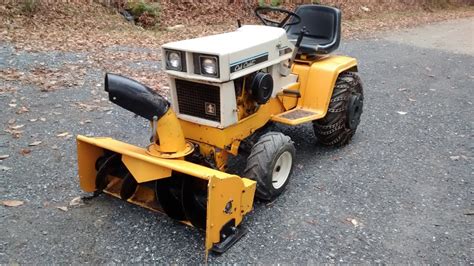 1972 IH Cub Cadet 149 with Snow Thrower - YouTube