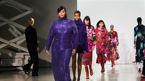 New York Fashion Week Fall/Winter 2022 Trends Worth Copying | StyleCaster