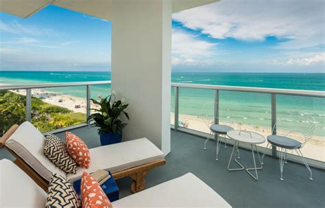 New Thompson Hotel Opens on Miami Beach