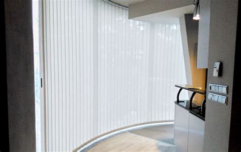 Curved vertical blinds for family house – Systra, spol. s r.o ...