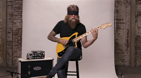 Watch: Slipknot’s Jim Root showcases blindfolded demo of Fender Meteora ...