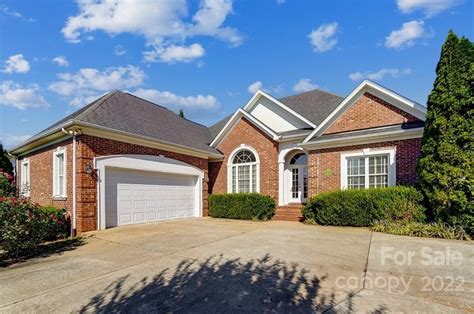 Lincolnton, NC Real Estate - Lincolnton Homes for Sale | realtor.com®