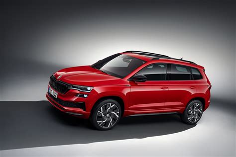 Skoda Karoq Sportline facelift (2022, NU7, first generation) photos