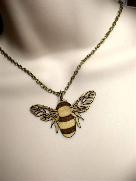 Laser cut Birch wood 'BEE' necklace by RichardsonRichardson on Etsy ...