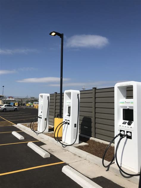 Electric Vehicle Charging Stations | Wichita, KS | Decker Electric