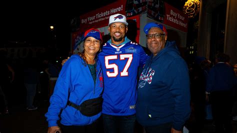 Photos | Bills Mafia Tailgate Takeover in London