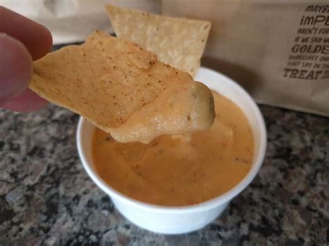 Review: Chipotle - Queso