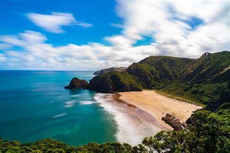 Download New Zealand Piha Beach 4k Sky Wallpaper | Wallpapers.com