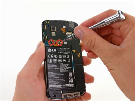 How to replace LG Google Nexus 4 battery? [Step by step guide] - BinaryDose