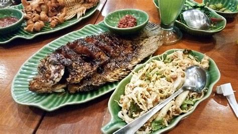 IKAN BAKAR CIANJUR, Semarang - Jl. Letjen Soeprapto no. 19 - Menu ...