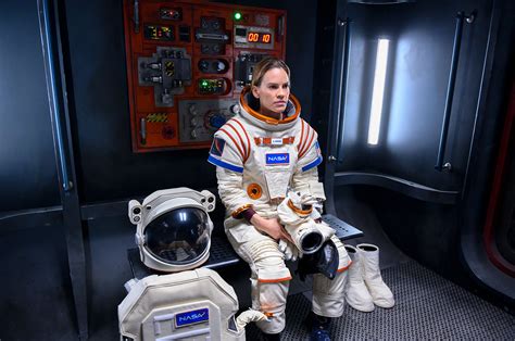 Inspired by real astronauts, Netflix sends Hilary Swank 'Away' to Mars ...