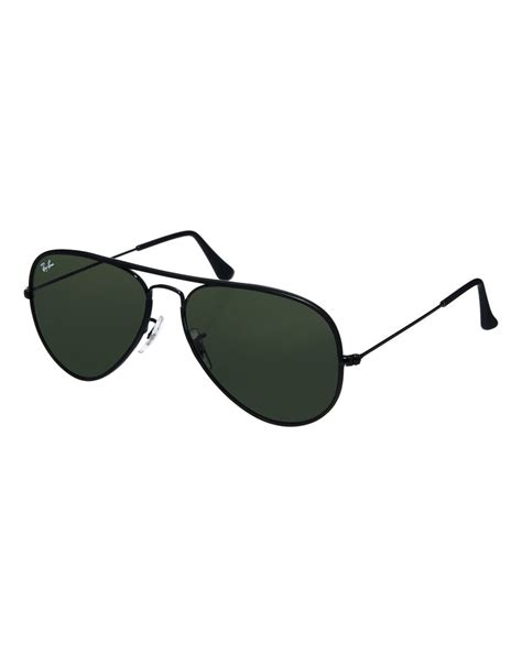 Ray-Ban Aviator ($175) | 50 Pretty-in-Black Gifts For the Chicest Girl ...