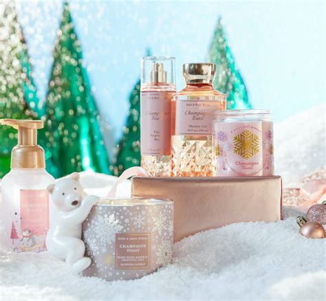 10 Bath & Body Works Christmas 2021 Scents