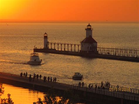 Silver Beach , ST. Joseph MI . | Michigan outdoor, Outdoor photographer ...