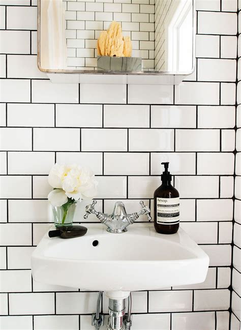 The 25+ best White tiles black grout ideas on Pinterest | White ...