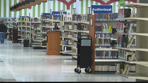 Carmel library now open in former grocery store | wthr.com